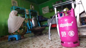 Guna penyaluran gas secara tepat sasaran, Pertamina terus mendorong penggunaan LPG sesuai peruntukan masyarakat. Salah satunya, Bright Gas sangat cocok digunakan pengusaha warung makan dan ibu rumah tangga yang juga sekaligus wanita karir